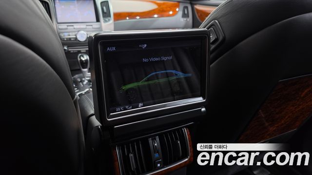 Hyundai Equus 2012 — photo 18