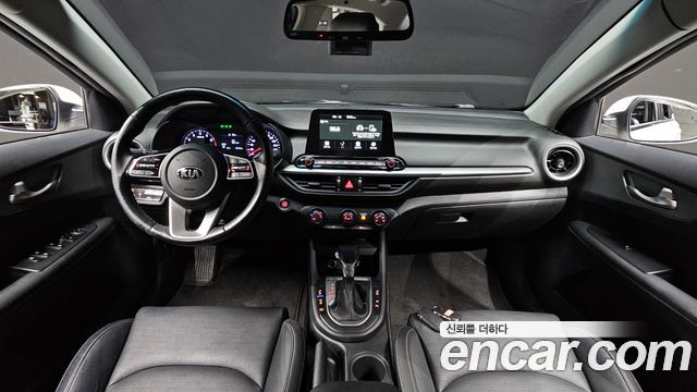 Kia K3 2019 — photo 10