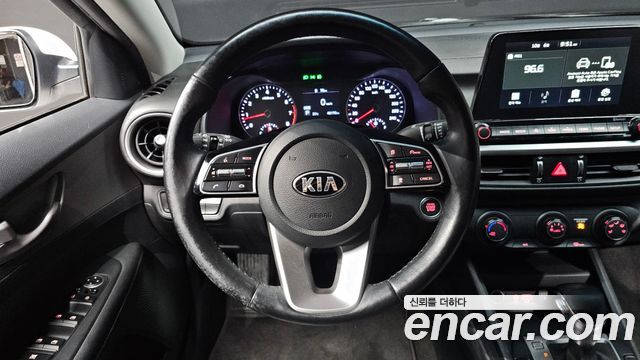 Kia K3 2019 — photo 19