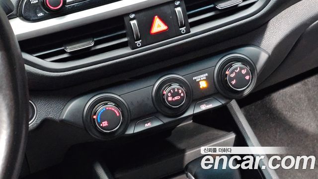 Kia K3 2019 — photo 27