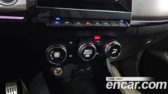 Renault Korea XM3 2023 — photo 24