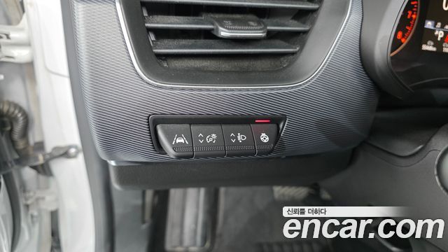 Renault Korea XM3 2022 — photo 17