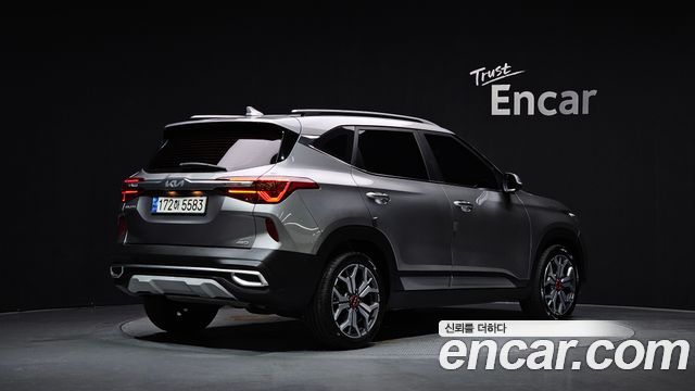 Kia Seltos 2023 — photo 2
