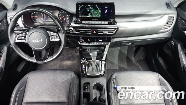 Kia Seltos 2023 — photo 10