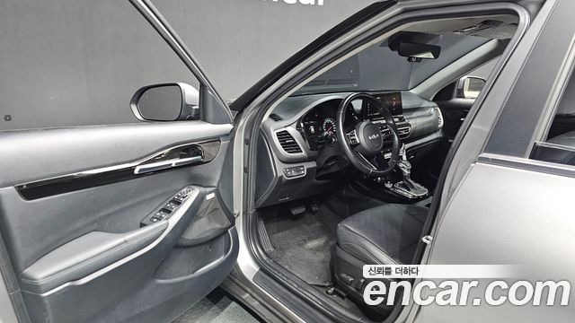 Kia Seltos 2023 — photo 13