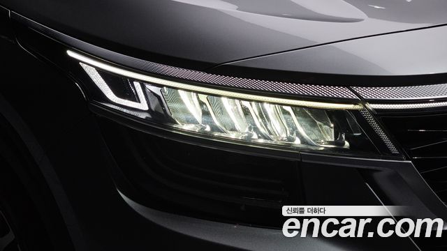 Kia Seltos 2023 — photo 8