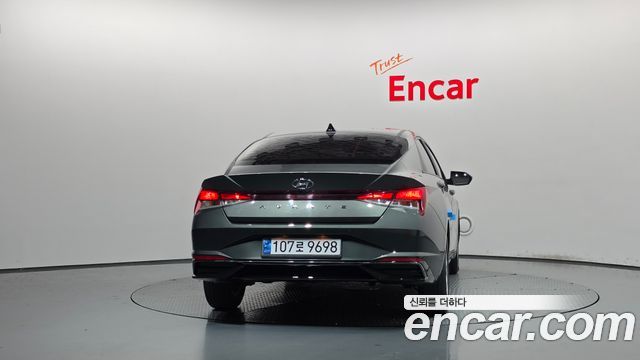 Hyundai AVANTE 2022 — photo 4