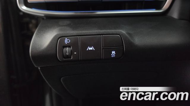 Hyundai AVANTE 2022 — photo 26