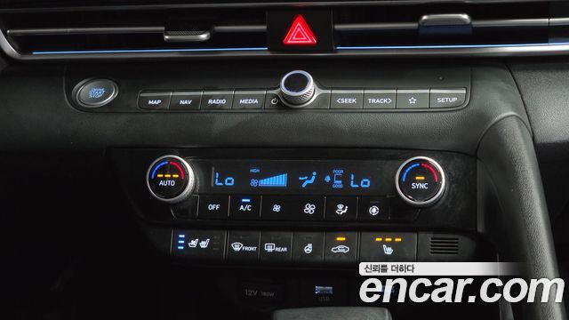 Hyundai AVANTE 2022 — photo 33