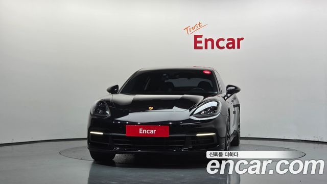Porsche Panamera 2018 — photo 3