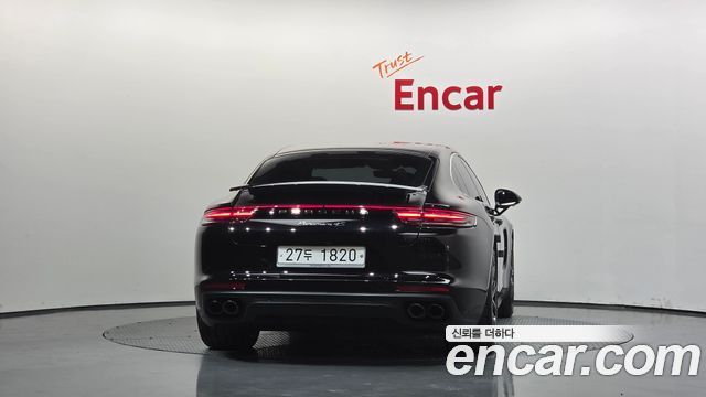 Porsche Panamera 2018 — photo 4