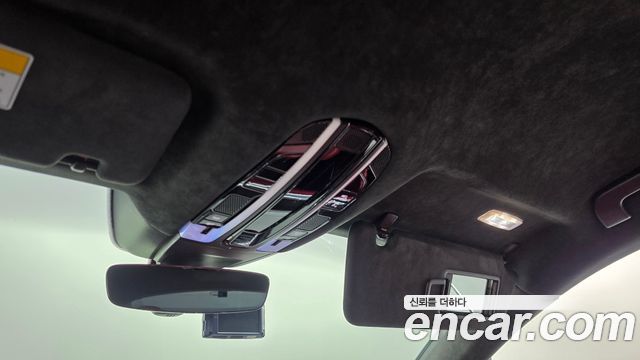 Porsche Panamera 2018 — photo 25