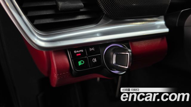 Porsche Panamera 2018 — photo 26