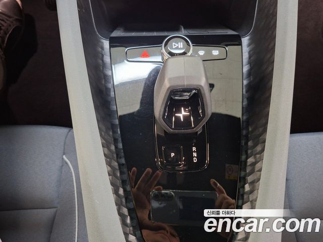 Polestar Polestar 2 2023 — photo 12
