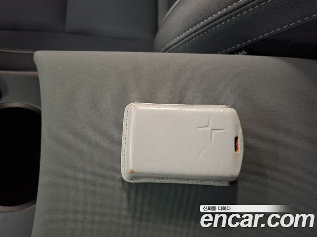 Polestar Polestar 2 2023 — photo 13