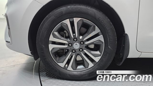 Kia Canival 2019 — photo 5