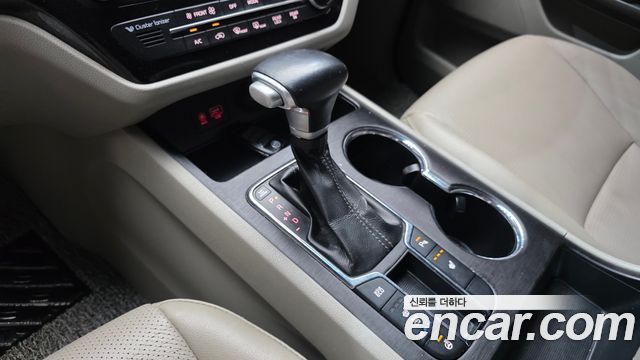 Kia Canival 2019 — photo 12