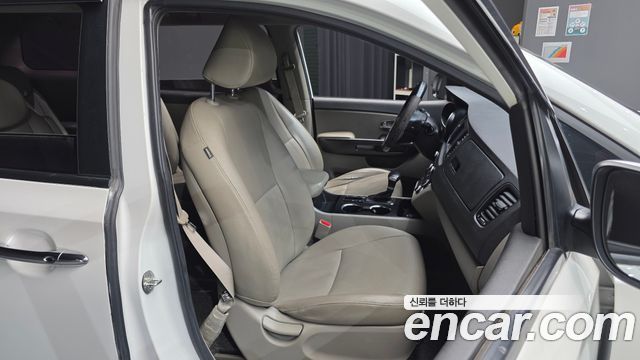 Kia Canival 2019 — photo 17