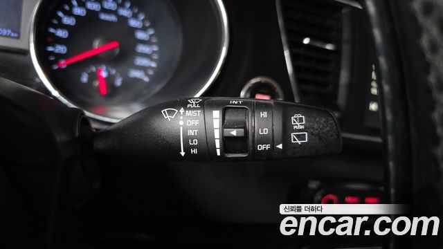 Kia Canival 2019 — photo 22