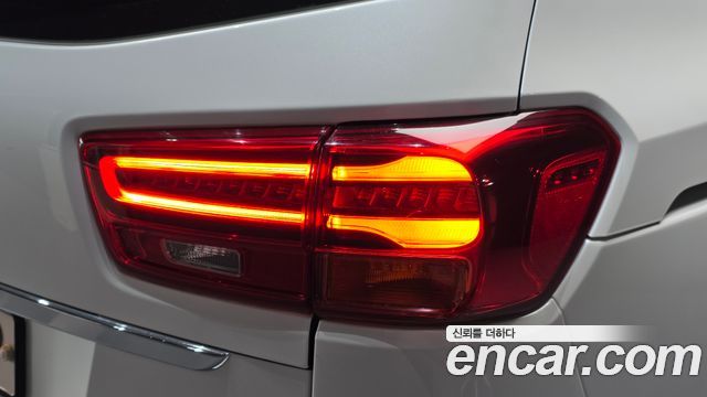 Kia Canival 2019 — photo 9