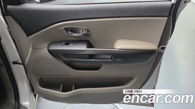 Kia Canival 2019 — photo 15
