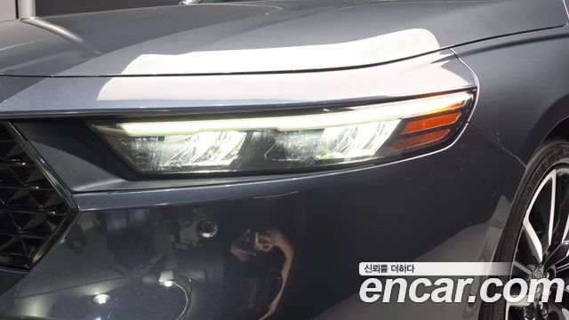Honda Accord 2023 — photo 8