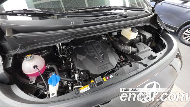 Hyundai Staria 2023 — photo 6