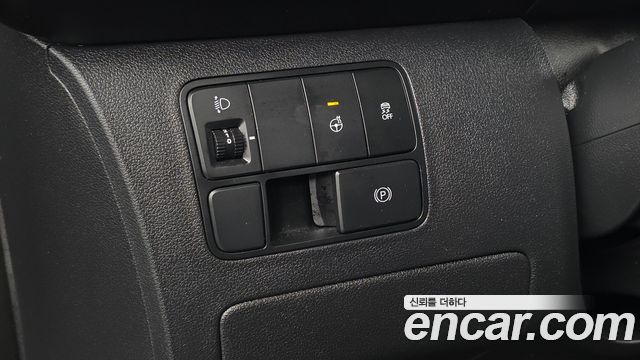 Hyundai Staria 2023 — photo 25