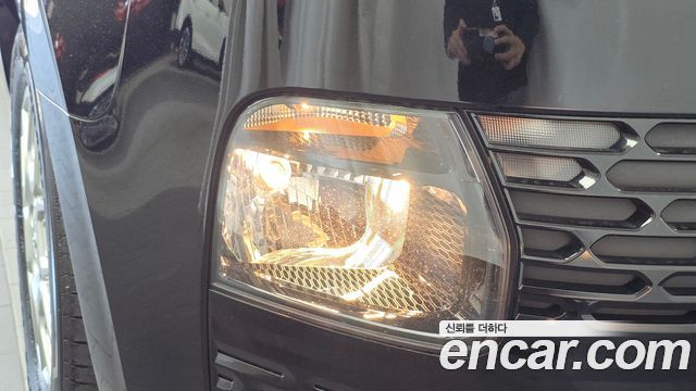 Hyundai Staria 2023 — photo 8