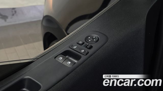 Hyundai Staria 2023 — photo 29