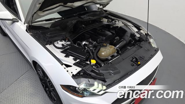 Ford Mustang 2018 — photo 6