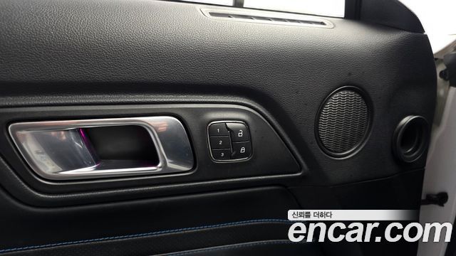 Ford Mustang 2018 — photo 19
