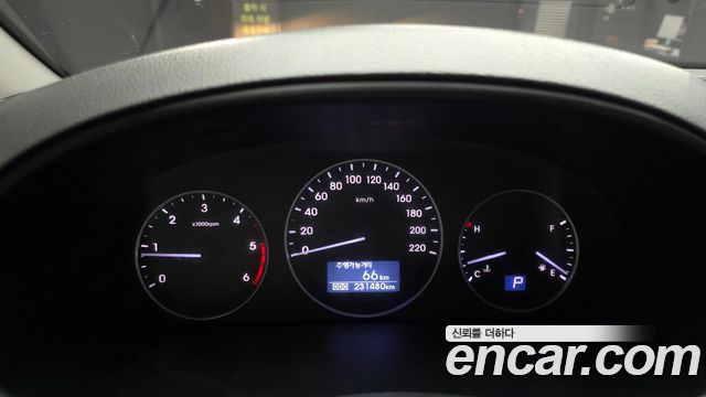 Hyundai Starex 2018 — photo 8