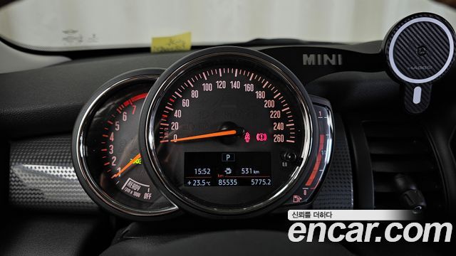 Mini Cooper 2019 — photo 11