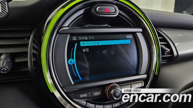 Mini Cooper 2019 — photo 25