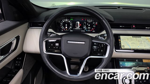 Land Rover Range Rover Velar 2021 — photo 18