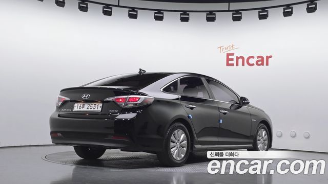 Hyundai Sonata 2015 — photo 2