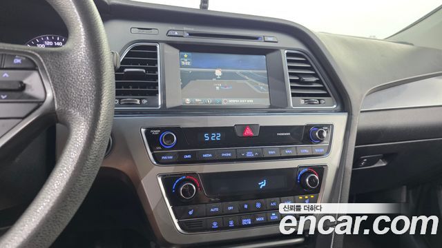 Hyundai Sonata 2015 — photo 12