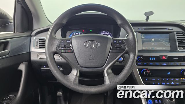 Hyundai Sonata 2015 — photo 13
