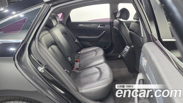 Hyundai Sonata 2015 — photo 16