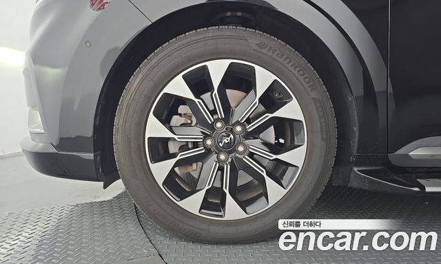 Kia Canival 2023 — photo 5