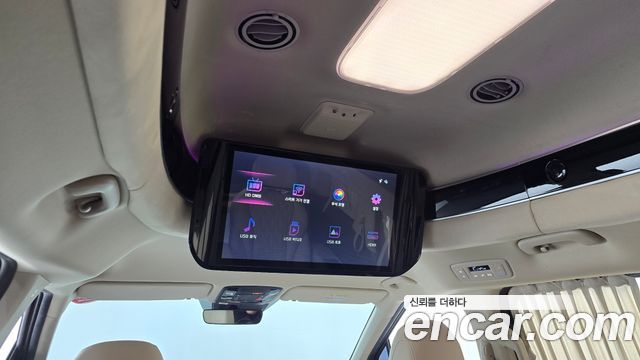 Kia Canival 2023 — photo 22