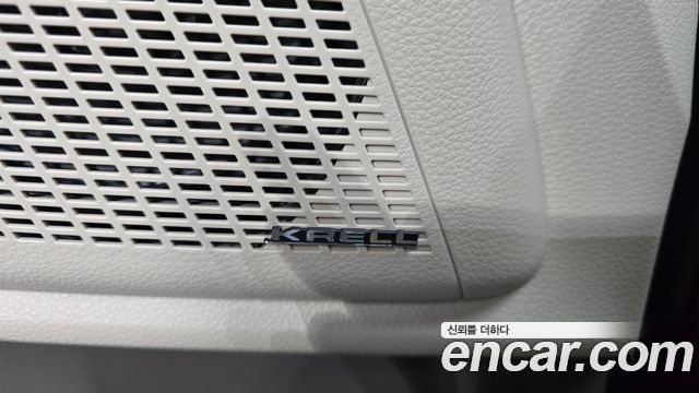 Kia Canival 2023 — photo 42