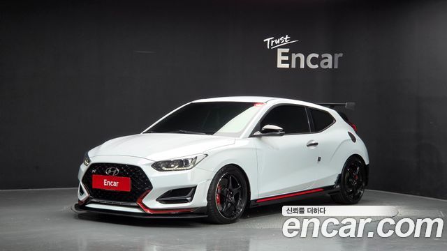 Hyundai Veloster 2019 — photo 1