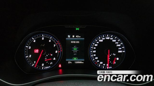 Hyundai Veloster 2019 — photo 11