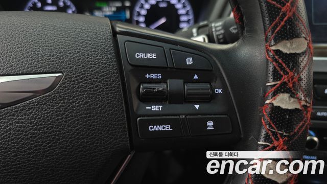 Hyundai Genesis 2015 — photo 18