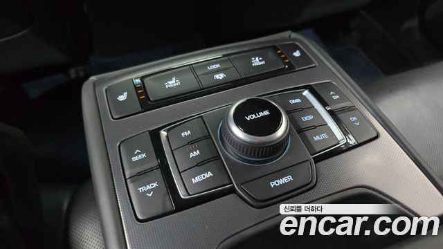 Hyundai Genesis 2015 — photo 19