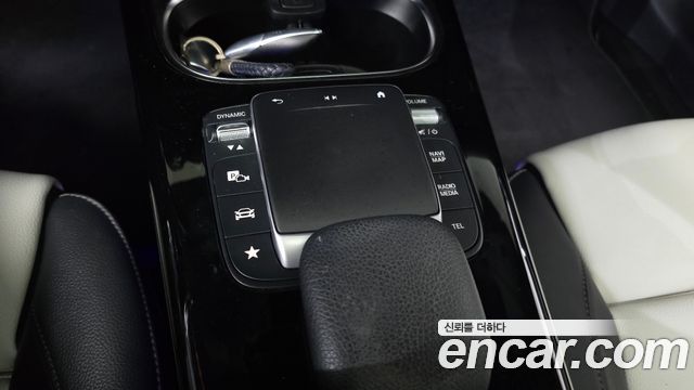 Mercedes-Benz CLA-Class 2021 — photo 25