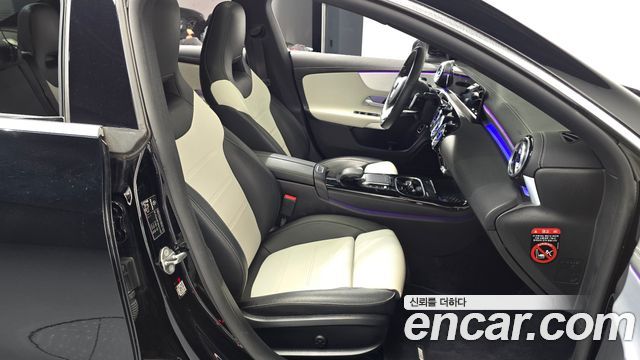 Mercedes-Benz CLA-Class 2021 — photo 16