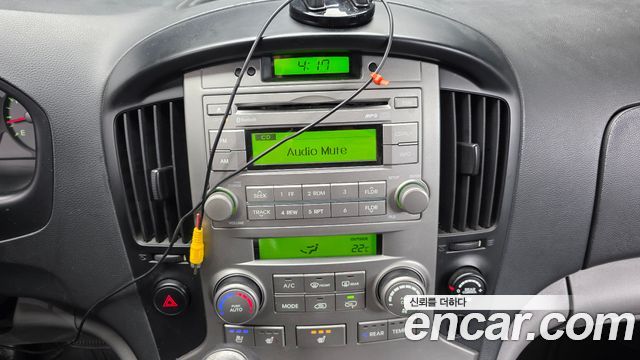 Hyundai Starex 2012 — photo 14